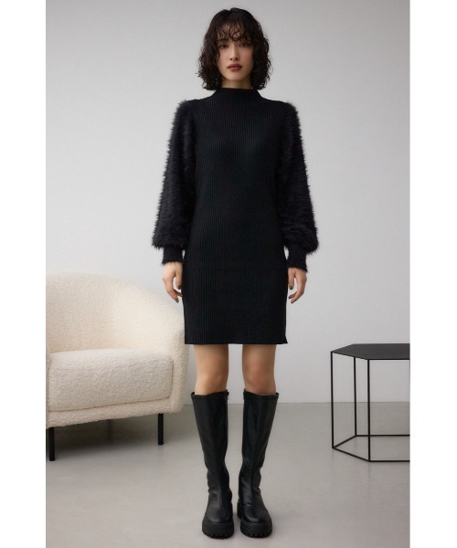 AZUL by moussy（アズールバイマウジー）の「シャギースリーブミニニットワンピース（ワンピース・レディース・ブラック/ライトグレー/オフホワイト・FREE）」の18枚目の写真