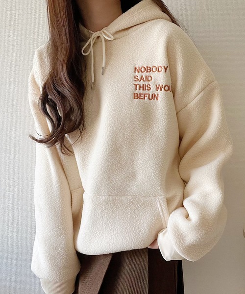 Nana(ナナ)の「刺繍ボアフーディー(その他トップス・レディース・アイボリー・FREE)」の4枚目の写真