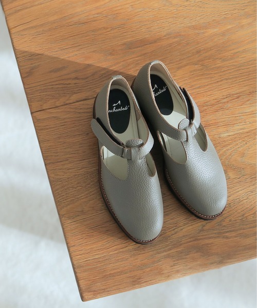 enchanted（エンチャンテッド）の「本革Tストラップタンクソールシューズ（ドレスシューズ・レディース・ブラック/グレイッシュベージュ・24/23.5/23/22.5/25/24.5）」の16枚目の写真