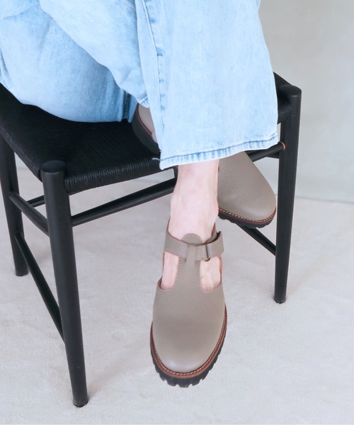 enchanted（エンチャンテッド）の「本革Tストラップタンクソールシューズ（ドレスシューズ・レディース・ブラック/グレイッシュベージュ・24/23.5/23/22.5/25/24.5）」の19枚目の写真