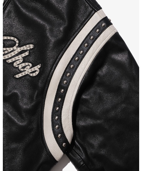 KEBOZ（ケボズ）の「DAC STUDS LEATHER VARSITY JACKET（スタジャン