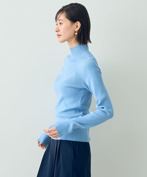 YECCA VECCA(イェッカヴェッカ)の「ハイネックリブニット(ニット/セーター・レディース・ライトグレー/サックスブルー/ブラック/アイボリー・FREE)」の7枚目の写真