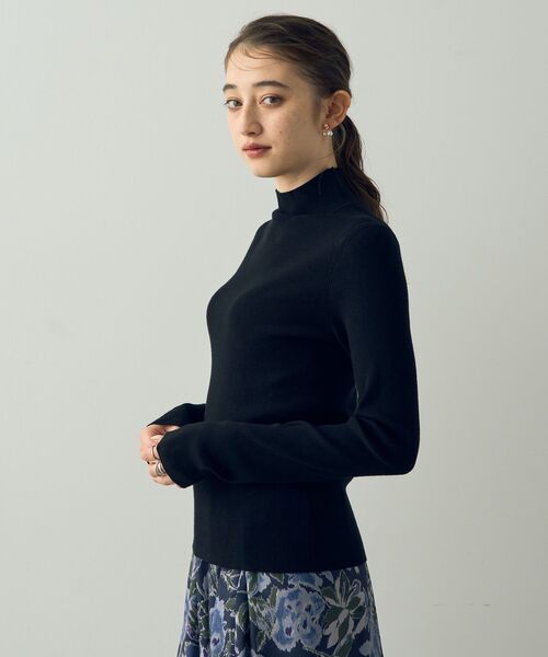 YECCA VECCA(イェッカヴェッカ)の「ハイネックリブニット(ニット/セーター・レディース・ライトグレー/サックスブルー/ブラック/アイボリー・FREE)」の17枚目の写真