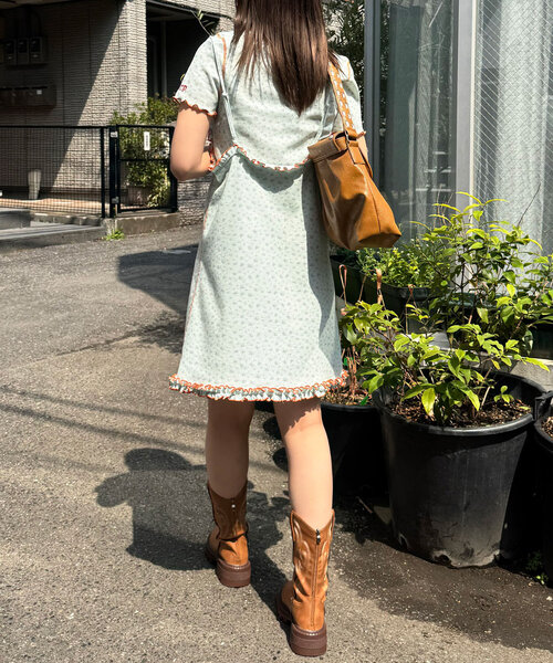 CIAOPANIC（チャオパニック）の「Tee付きフラワーワッフルチュニックキャミワンピース（ワンピース・レディース・ブルー/オフホワイト/ベージュ/グリーン/グリーン系その他/ブルー系その他/ホワイト系その他/ベージュ系その他/アイボリー/ネイビー・ONE SIZE）」の15枚目の写真