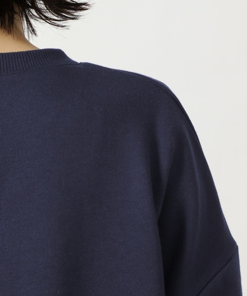 LAKOLE（ラコレ）の「フロッキーロゴスウェット / 291068（スウェット・レディース・ネイビー/オートミール/チャコール・MEDIUM/SMALL）」の19枚目の写真