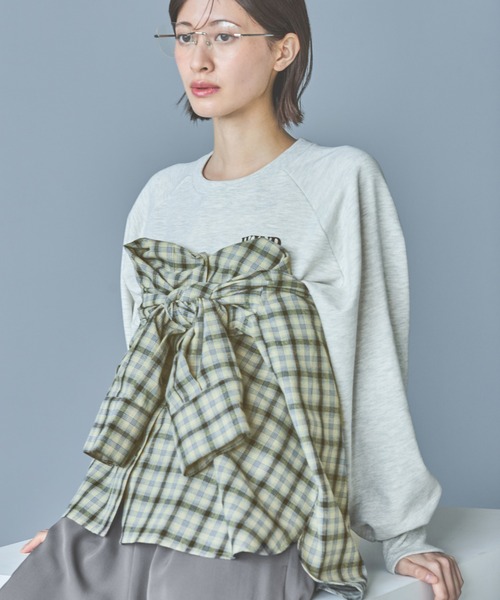 LAKOLE（ラコレ）の「フロッキーロゴスウェット / 291068（スウェット・レディース・ネイビー/オートミール/チャコール・MEDIUM/SMALL）」の11枚目の写真