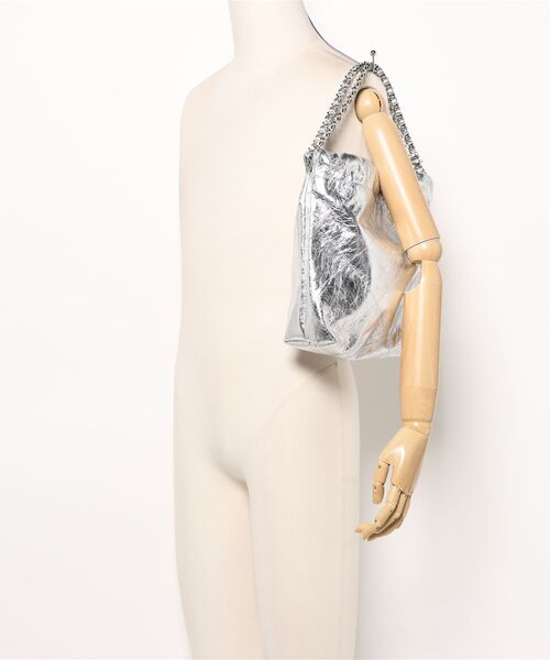 marco masi（マルコマージ）の「【MARCO MASI】チェーンハンドルキルティングバッグ(Q56316)（トートバッグ・レディース・シルバー/ホワイト・ALL）」の6枚目の写真