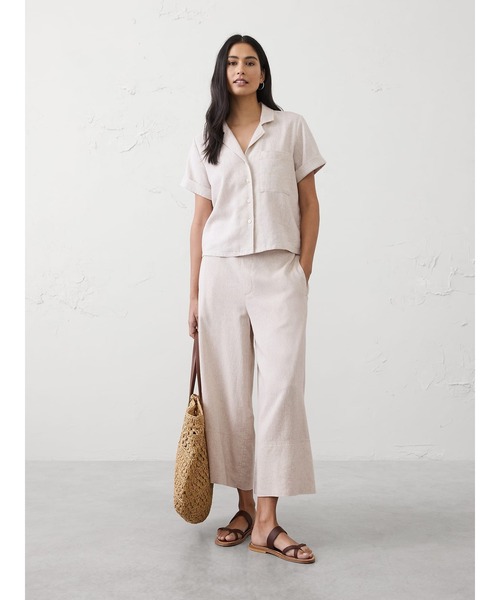 BANANA REPUBLIC FACTORY STORE（バナナリパブリック ファクトリーストア）の「BANANA REPUBLIC FACTORY STORE　　リネンブレンド半袖シャツ（シャツ/ブラウス・レディース・ホワイト/ベージュ/オレンジ/イエロー/グリーン/ホワイト系その他/ベージュ系その他/グリーン系その他/ホワイト系その他2・M/S/XS/L）」の19枚目の写真