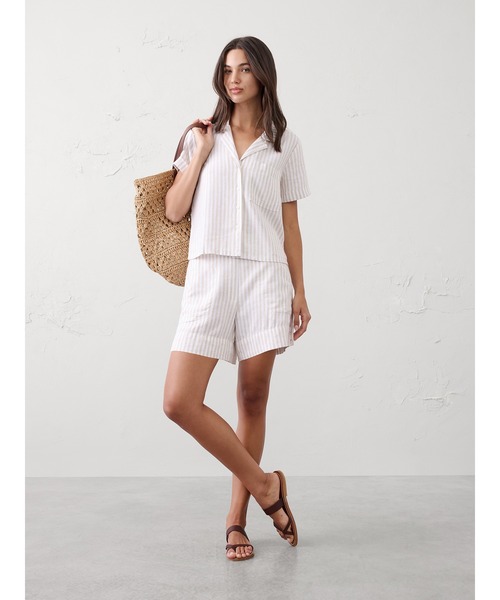 BANANA REPUBLIC FACTORY STORE（バナナリパブリック ファクトリーストア）の「BANANA REPUBLIC FACTORY STORE　　リネンブレンド半袖シャツ（シャツ/ブラウス・レディース・ホワイト/ベージュ/オレンジ/イエロー/グリーン/ホワイト系その他/ベージュ系その他/グリーン系その他/ホワイト系その他2・M/S/XS/L）」の18枚目の写真