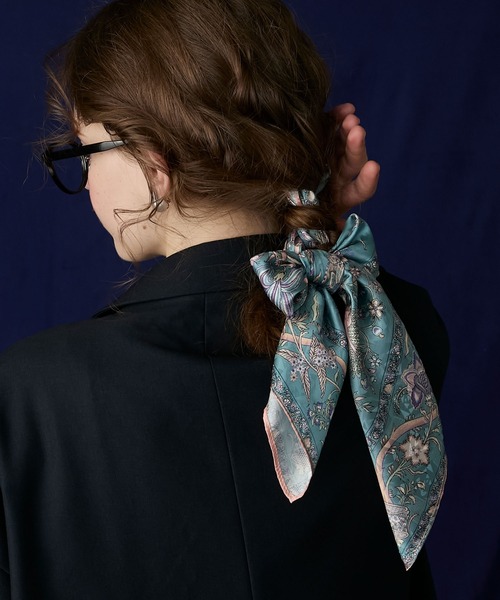 BONLECILL Marche（ボンルシールマルシェ）の「【BONLECILL Marche】《選べる22柄！》アソートマルチスカーフ 70×70（バンダナ/スカーフ・レディース・ブラック/ホワイト/ネイビー/レッド/アイボリー/ミント/ブルー/ピンク/オレンジ/イエロー/ライトブルー/ライトピンク/イエロー系その他/アイボリー系/ネイビー系/ブラック系その他/オフホワイト/レッド系/グリーン/ホワイト系その他/ブラック系その他2/サックスブルー/レッド系1・FREE）」の11枚目の写真