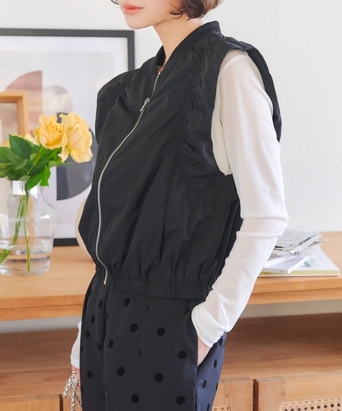 KOBE LETTUCE(コウベレタス)の「シャーリングベスト(ベスト・レディース・アイボリー系/グレー/ブラック・M)」の17枚目の写真
