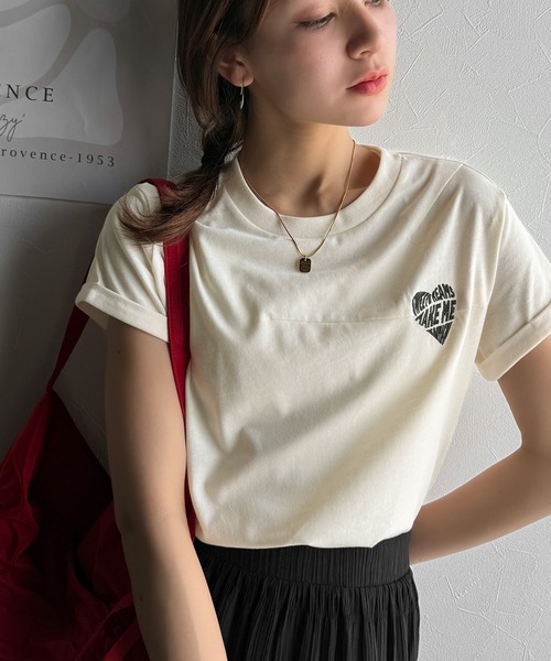 classicalelf(クラシカルエルフ)の「大人のこなれたシンプルスタイル。タックデザインハート刺繍Tシャツ(半袖)(Tシャツ/カットソー・レディース・アイボリー/オフホワイト/ピンク/チャコール・X-LARGE/LARGE/MEDIUM/SMALL)」の18枚目の写真