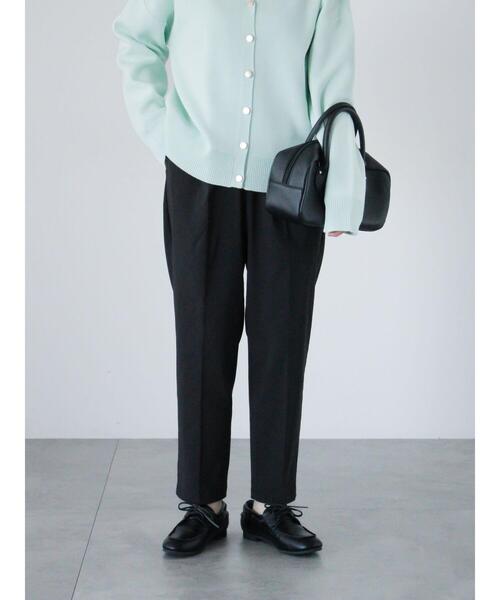 Lugnoncure（ルノンキュール）の「ストレッチテーパードパンツ（その他パンツ・レディース・オフホワイト/ブラック/ネイビー/ベージュ・S/M/L）」の2枚目の写真