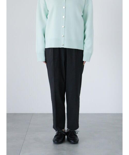 Lugnoncure（ルノンキュール）の「ストレッチテーパードパンツ（その他パンツ・レディース・オフホワイト/ブラック/ネイビー/ベージュ・S/M/L）」の10枚目の写真