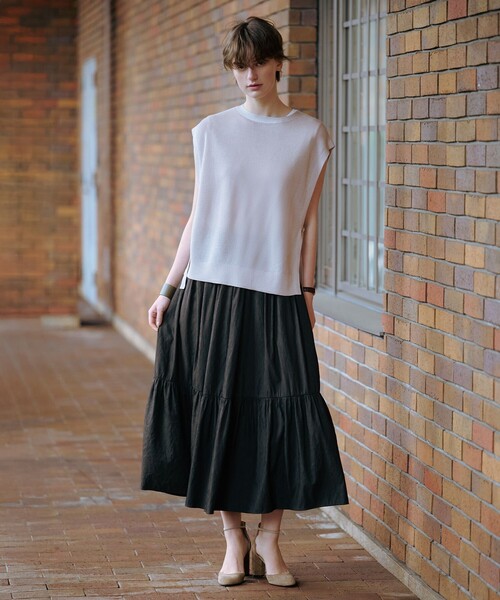 J.PRESS Ladies(J.プレス レディス)の「【WEB限定カラーあり・洗える】FINE SLEEVELESS ニット タンクトップ(タンクトップ・レディース・ブラック系/ホワイト系/ゴールド系/シルバー系・SMALL)」の20枚目の写真