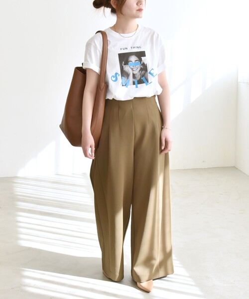 quaranciel(カランシエル)の「ANGE IN DISGUISE:〈手洗い可能〉コットン フォト & ロゴ TEE(Tシャツ/カットソー・レディース・ホワイト系1/ホワイト系2・ONE SIZE)」の10枚目の写真