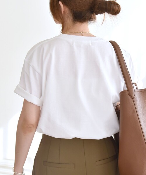 quaranciel(カランシエル)の「ANGE IN DISGUISE:〈手洗い可能〉コットン フォト & ロゴ TEE(Tシャツ/カットソー・レディース・ホワイト系1/ホワイト系2・ONE SIZE)」の16枚目の写真