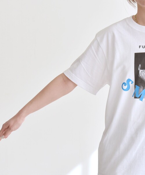 ANGE IN DISGUISE:〈手洗い可能〉コットン フォト & ロゴ TEE（T