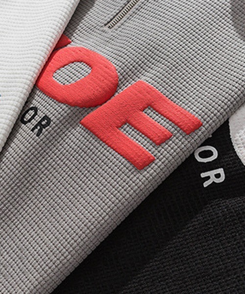 NOWLE（ノウル）の「【NOWLE】ハーフジップ リブ付き ワッフル プルオーバー（スウェット・メンズ・ブラック/オフホワイト/グレー・MEDIUM/LARGE/X-LARGE）」の16枚目の写真