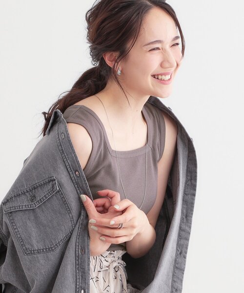 Cutie Blonde（キューティーブロンド）の「【S-LL】2WAYネック リブタンクトップ（タンクトップ・レディース・ブラウン系その他/ライトイエロー系/ブラック/ホワイト系5・04/03/02/01）」の3枚目の写真