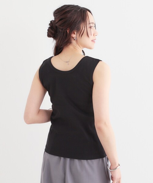 Cutie Blonde（キューティーブロンド）の「【S-LL】2WAYネック リブタンクトップ（タンクトップ・レディース・ブラウン系その他/ライトイエロー系/ブラック/ホワイト系5・04/03/02/01）」の19枚目の写真