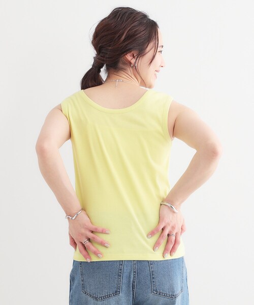 Cutie Blonde（キューティーブロンド）の「【S-LL】2WAYネック リブタンクトップ（タンクトップ・レディース・ブラウン系その他/ライトイエロー系/ブラック/ホワイト系5・04/03/02/01）」の5枚目の写真