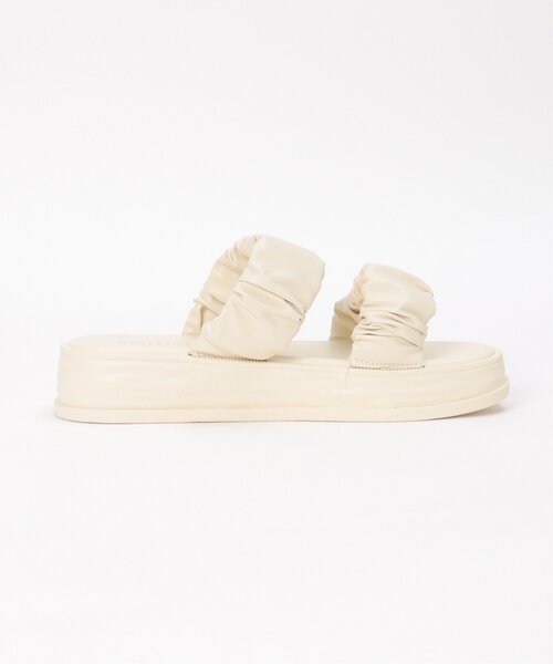 VENCEEXCHANGE（ヴァンスエクスチェンジ）の「ギャザーバンドサンダル（サンダル・レディース・ホワイト/ブラック・M/L）」の13枚目の写真