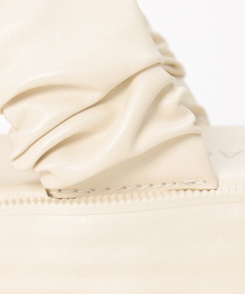 VENCEEXCHANGE（ヴァンスエクスチェンジ）の「ギャザーバンドサンダル（サンダル・レディース・ホワイト/ブラック・M/L）」の16枚目の写真