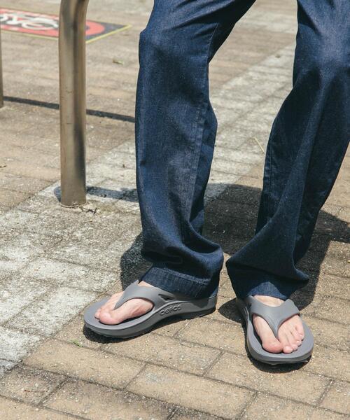 OOFOS（ウーフォス）の「OOFOS　OOriginal（サンダル・メンズ・ライトグレー/ライトブルー/ブラック/オリーブ/ライトベージュ/グレー・26/27/28/29）」の7枚目の写真