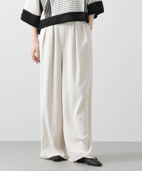 Gready Brilliant（グレディブリリアン）の「２タックワイドパンツ（その他パンツ・レディース・ブラック/グレイッシュベージュ/ドット・36/38）」の16枚目の写真