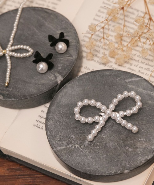 BONLECILL noir（ボンルシールノワール）の「【BONLECILL noir】アソートリボンブローチ（ブローチ/コサージュ・レディース・ホワイト系1/シルバー系1/シルバー系2・FREE）」の4枚目の写真