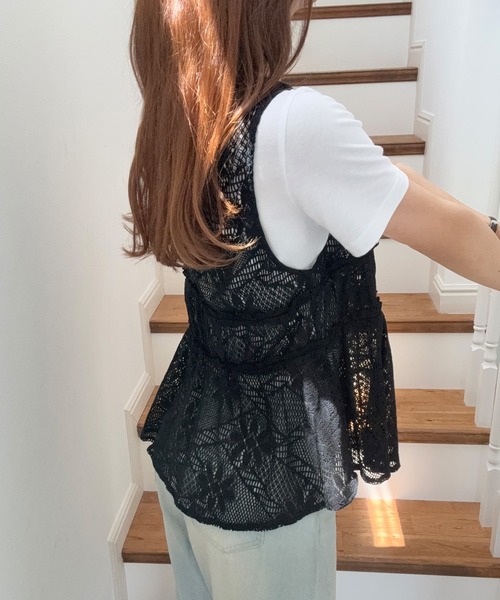 LAUIR（ラウアー）の「リボンフラワーレースベスト（ベスト・レディース・クリーム/ブラック/ホワイト・MEDIUM/LARGE/X-LARGE）」の19枚目の写真