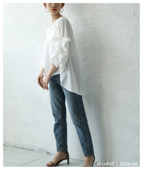 Sawa a la mode（サワアラモード）の「袖フリルフィッシュテールブラウス（シャツ/ブラウス・レディース・ホワイト/ブルー・FREE）」の3枚目の写真