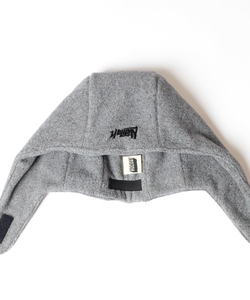 HOLIDAY（ホリデイ）の「CLASSIC FLEECE EARMUFF CAP クラシックフリースイヤーマフキャップ（キャップ・レディース・グレー・ONE SIZE）」の8枚目の写真