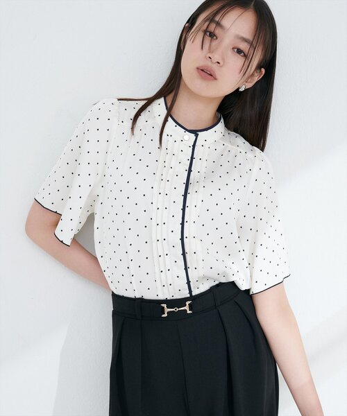 natural couture(ナチュラルクチュール)の「パイピングタックフレアスリーブブラウス(シャツ/ブラウス・レディース・ベージュ/ネイビー/その他1/その他2/サックスブルー・FREE)」の15枚目の写真