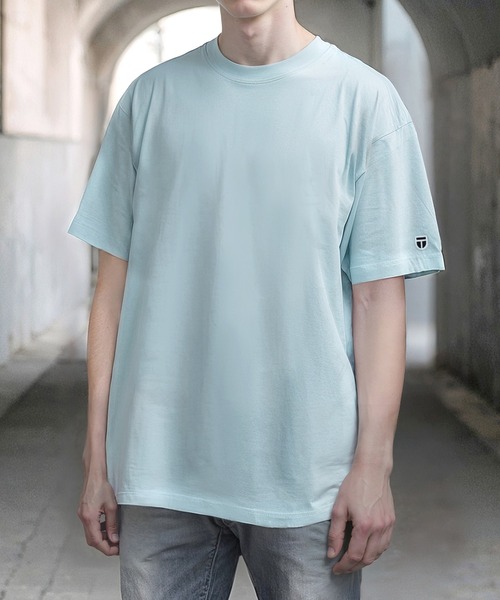 NEWTRAL PRODUCTS(ニュートラルプロダクツ)の「【NEWTRAL】5.6oz スタンダードエンブレムT 205(Tシャツ/カットソー・メンズ・ブラック/スモークピンク/ライトブルー/ブルー/ダークグリーン/チャコールグレー/アッシュグレー/ヘザーグレー/ネイビー/サンドベージュ/ホワイト/レッド・S/M/L)」の8枚目の写真