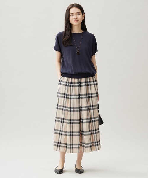 自由区(ジユウク)の「ドレーピーラグランスリーブ ニットソー(Tシャツ/カットソー・レディース・サックスブルー系/ライトグリーン系/ネイビー系/アイボリー系・38)」の13枚目の写真