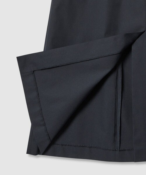 allureville(アルアバイル)の「ツイルストレッチサファリスカート(スカート・レディース・イエロー/ネイビー・1/2)」の7枚目の写真