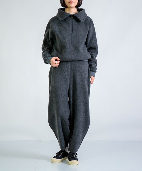 ALWEL（オルウエル）の「[ALWEL] FLEECE HIGH NECK PO / フリース ハイネックプルオーバー（ニット/セーター・レディース・モカ/ブラック/チャコールグレー・FREE）」の15枚目の写真
