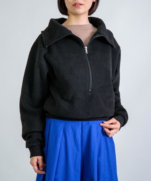 ALWEL（オルウエル）の「[ALWEL] FLEECE HIGH NECK PO / フリース ハイネックプルオーバー（ニット/セーター・レディース・モカ/ブラック/チャコールグレー・FREE）」の10枚目の写真