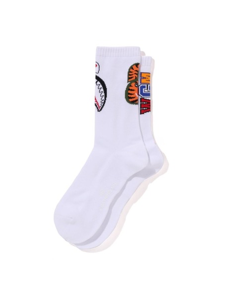 A BATHING APE(アベイシングエイプ)の「SHARK SOCKS(ソックス/靴下・メンズ・ブラック/グレー/パープル/ホワイト・LARGE/MEDIUM)」の2枚目の写真