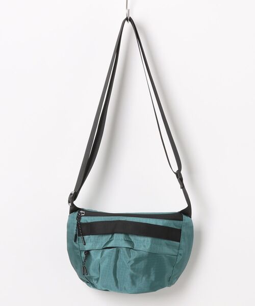 STYLEBLOCK（スタイルブロック）の「ナイロンショルダーバッグ（ショルダーバッグ・レディース・ブルー/グレー/ブラック/ネイビー/イエロー/グリーン・FREE）」の5枚目の写真