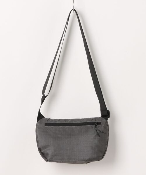 STYLEBLOCK（スタイルブロック）の「ナイロンショルダーバッグ（ショルダーバッグ・レディース・ブルー/グレー/ブラック/ネイビー/イエロー/グリーン・FREE）」の7枚目の写真