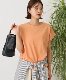 カットクレープクルーネックTee
