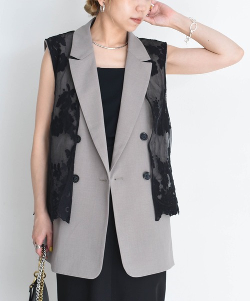 Eimee Law（エイミーロウ）の「レースレイヤード ダブルボタンジレ（ベスト・レディース・チャコールグレー/モカ/グレー/ベージュ/グレー系・FREE）」の16枚目の写真