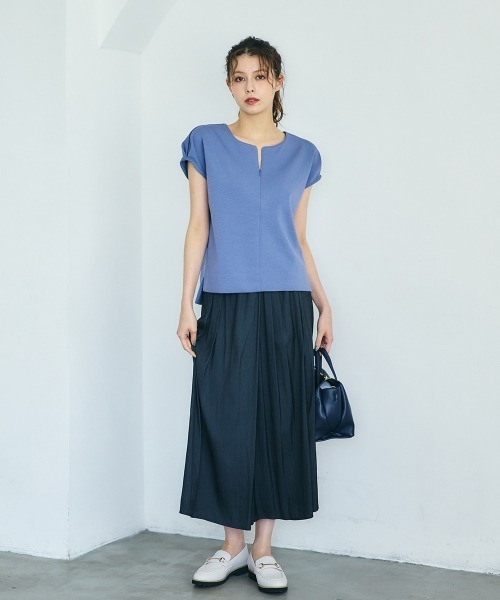 12Twelve Agenda(トゥエルブ アジェンダ)の「フロントファスナーネックカットソープルオーバー(Tシャツ/カットソー・レディース・ブルー/チャコールグレー/アイボリー・M)」の7枚目の写真