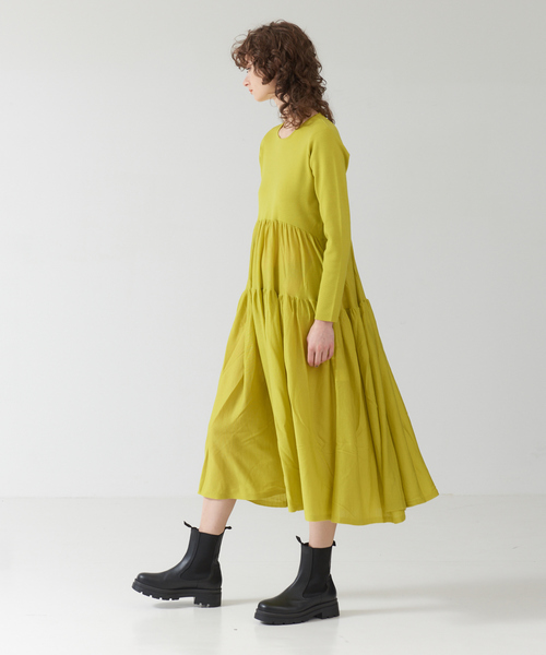 DESIGNWORKS（デザインワークス）の「ティアードロングワンピース（ワンピース・レディース・ライム/ネイビー・38）」の5枚目の写真