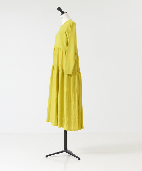 DESIGNWORKS（デザインワークス）の「ティアードロングワンピース（ワンピース・レディース・ライム/ネイビー・38）」の10枚目の写真