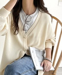 《JaVaジャバコラボ》ラフで上品な大人のゆるカジュアル。配色ステッチVネックワッフルカーディガン(長袖)