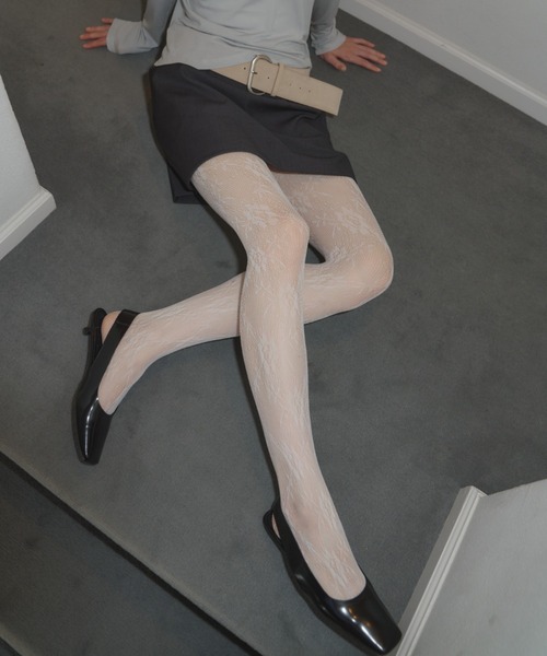 GIUNON（ジウノン）の「flower leaf lace tights / フラワーリーフレースタイツ（タイツ/ストッキング・レディース・ブラック/ホワイト・FREE）」の17枚目の写真